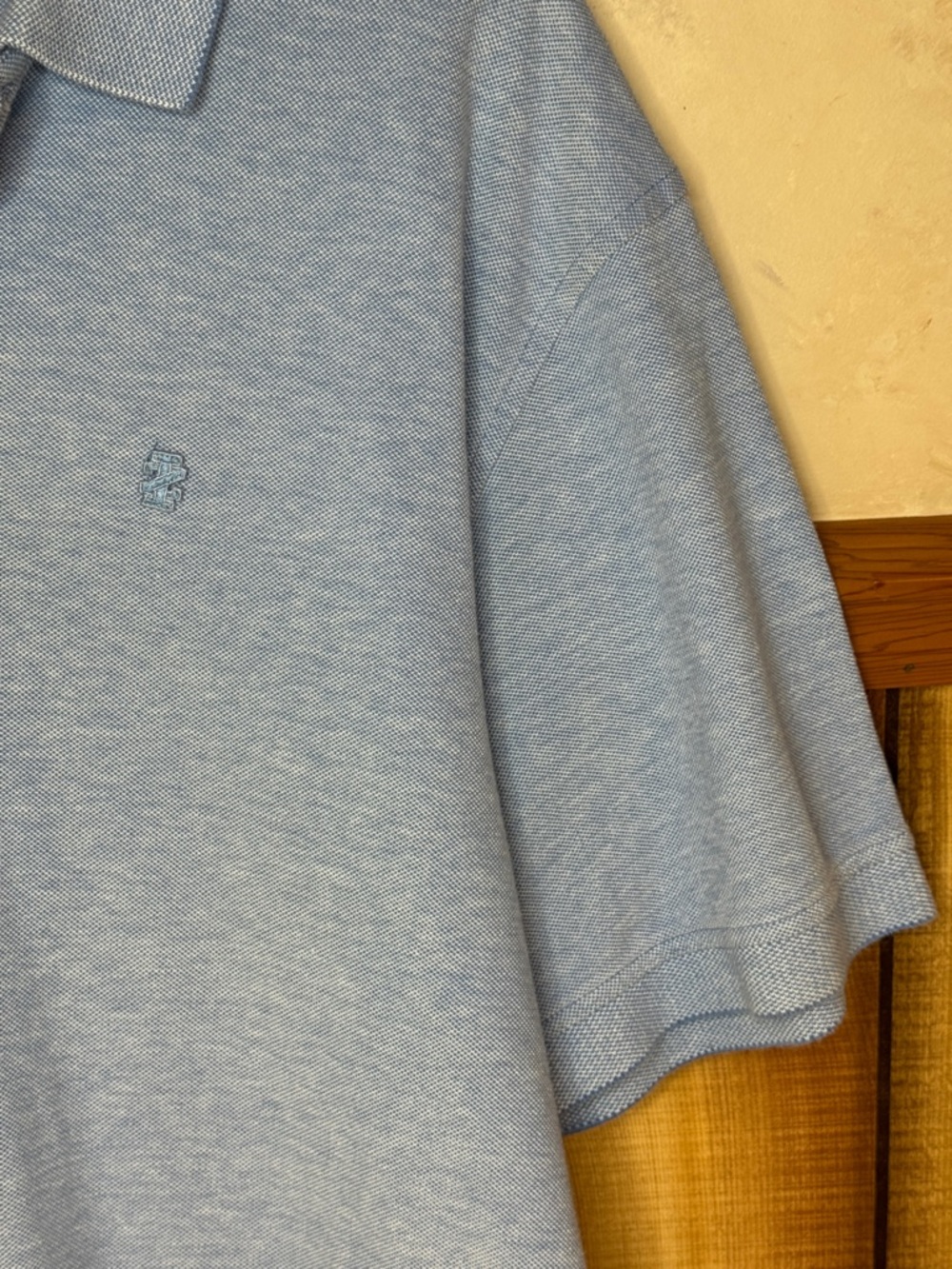 Izod Men's Heather Light Blue Polo - Picture 4 of 10